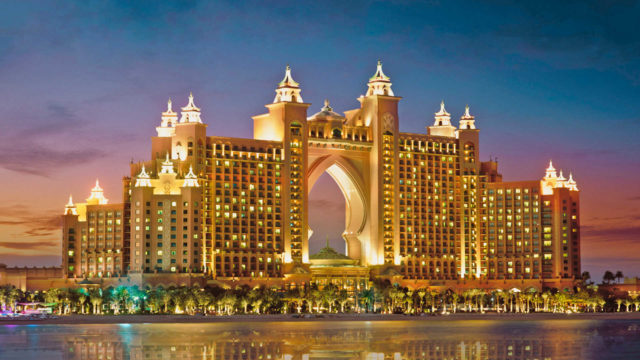 Atlantis Hotel on The Palm Island, Dubai