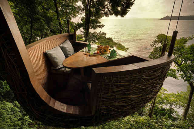 Restaurant The tree pod, Thailand Soneva Kiri