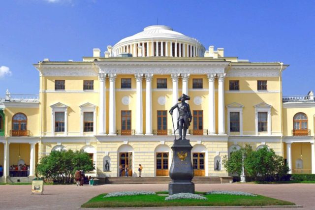 Pavlovsky Palace